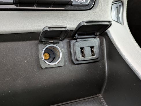 Used 2019 Chevrolet Tahoe LT image 26