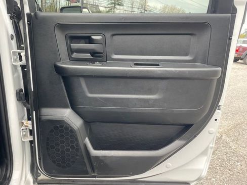 Used 2021 RAM 2500 Tradesman w/ Chrome Appearance Group AWD/4WD image 13