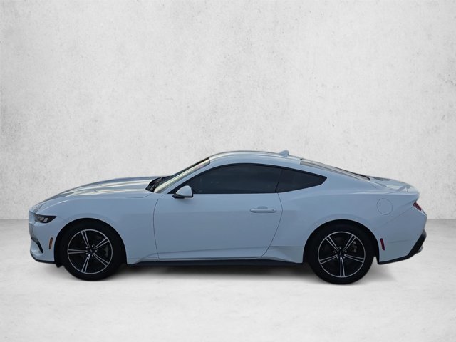 Used 2024 Ford Mustang Coupe RWD image 9