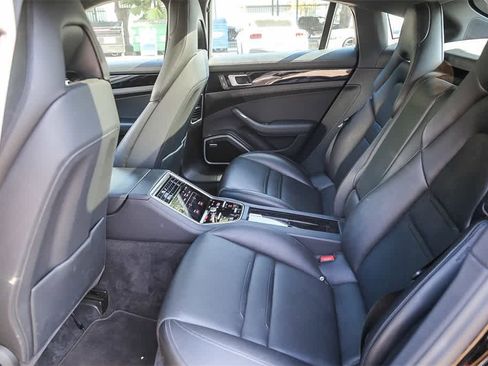 Used 2022 Porsche Panamera 4S image 15
