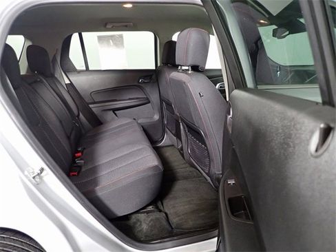 Used 2017 GMC Terrain SLE image 29