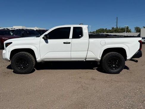 Used 2024 Toyota Tacoma SR RWD image 2