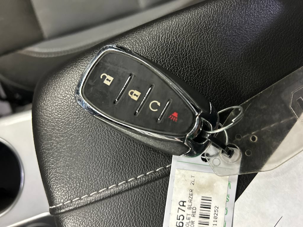 Used 2023 Chevrolet Blazer LT FWD image 22