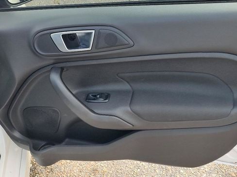 Used 2017 Ford Fiesta ST FWD image 21