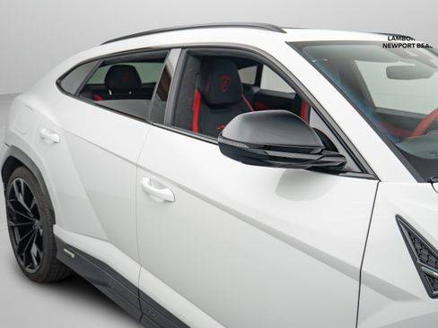 Used 2024 Lamborghini Urus S AWD/4WD image 35