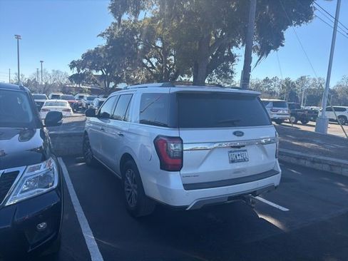 Used 2018 Ford Expedition Limited w/ Equipment Group 301A image 9