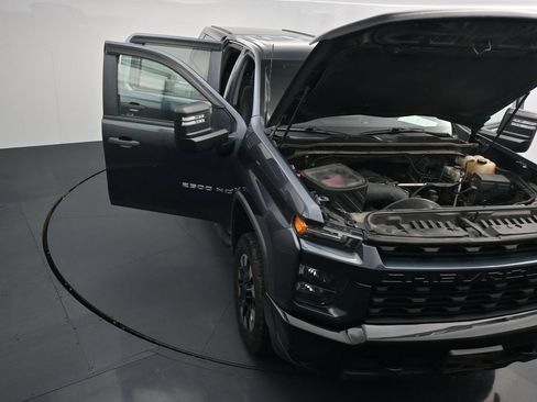 Used 2020 Chevrolet Silverado 2500 Custom w/ Custom Value Package AWD/4WD image 25