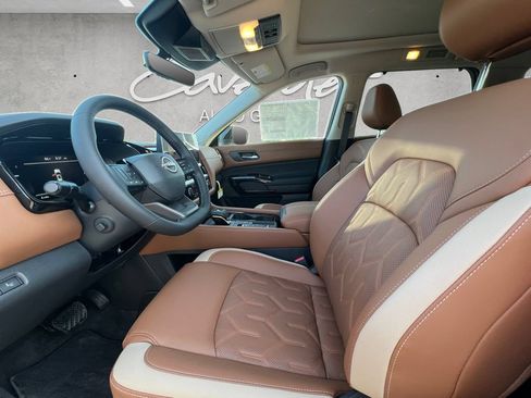 New 2026 Nissan Pathfinder Platinum FWD image 20