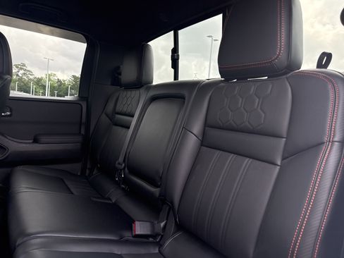 Used 2023 Nissan Frontier Pro-X w/ Pro-X Premium Package RWD image 30
