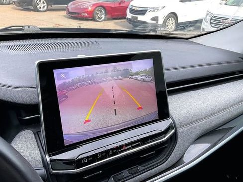 Used 2022 Jeep Compass Latitude w/ Sun and Sound Group image 11