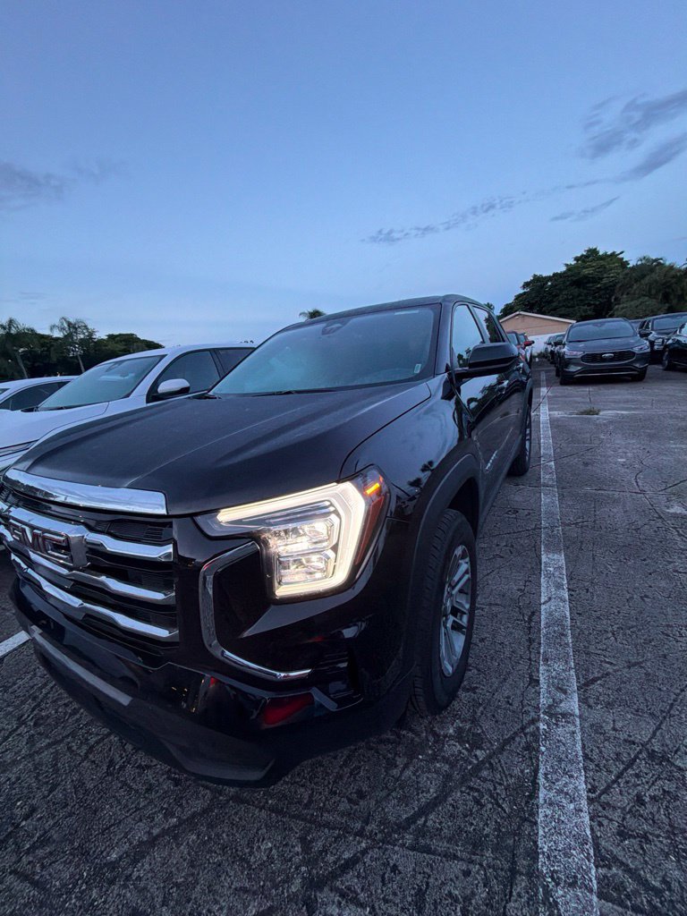 Used 2026 GMC Terrain Elevation FWD image 1