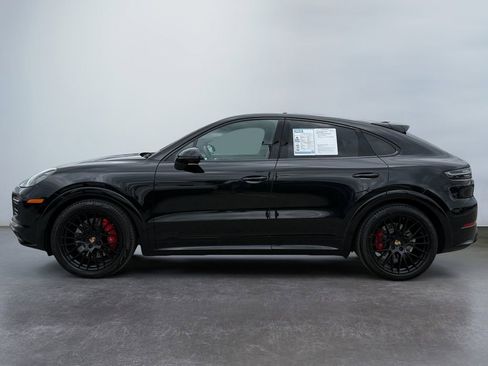 Used 2023 Porsche Cayenne GTS AWD/4WD image 6