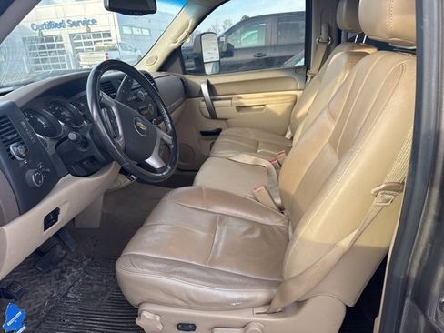 Used 2014 Chevrolet Silverado 3500 LT w/ Interior Plus Package image 4