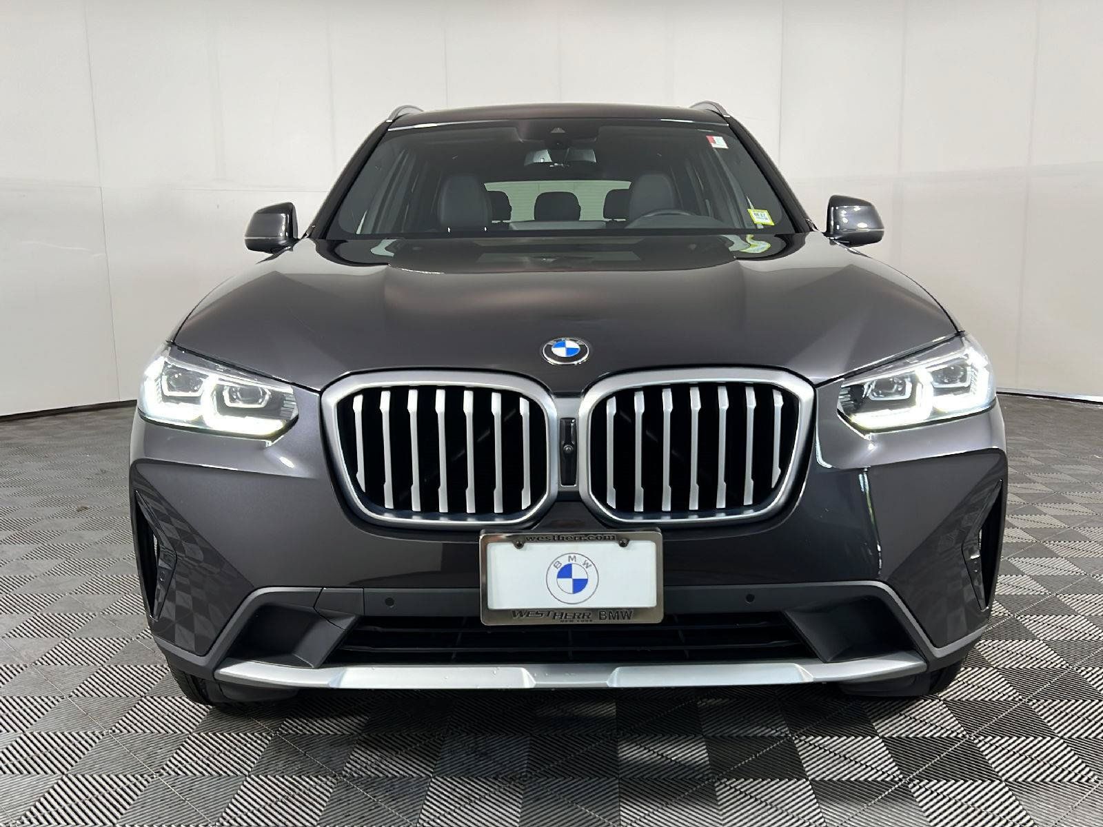Used 2023 BMW X3 xDrive30i w/ Premium Package w/ZPA AWD/4WD image 13