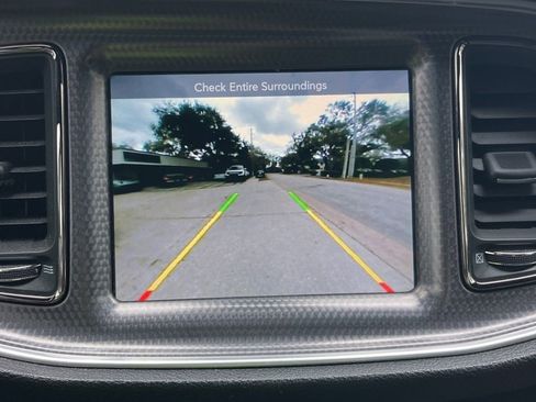 Used 2016 Dodge Challenger SRT Hellcat image 11