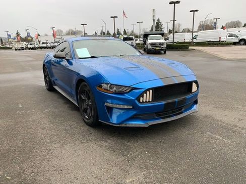 Used 2019 Ford Mustang EcoBoost image 7