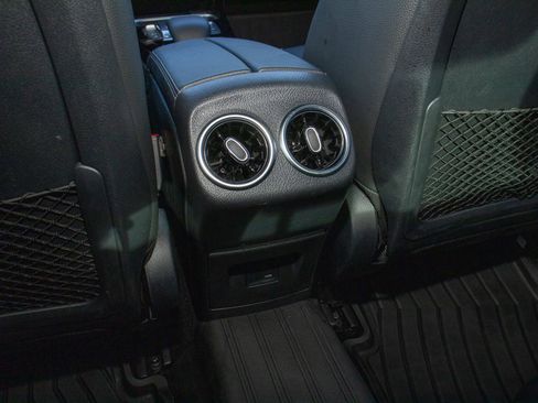 Used 2023 Mercedes-Benz CLA 250 image 18