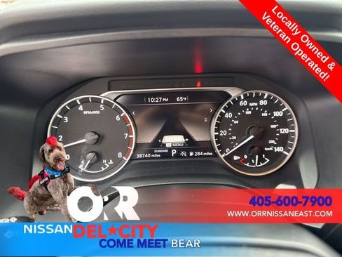 Used 2025 Nissan Rogue SV image 23