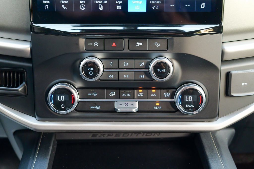 Used 2023 Ford Expedition XLT AWD/4WD image 49
