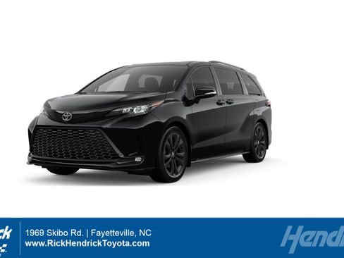 New 2026 Toyota Sienna XSE FWD image 1