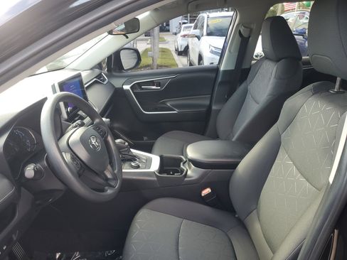 Used 2024 Toyota RAV4 AWD Hybrid image 15