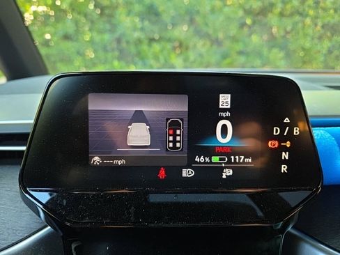 Used 2025 Volkswagen ID. Buzz Pro S Plus AWD/4WD image 12