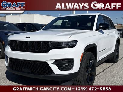 Used 2023 Jeep Grand Cherokee Altitude