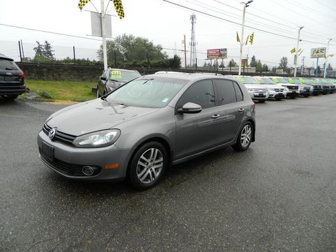 Used 2011 Volkswagen Golf TDI FWD image 4