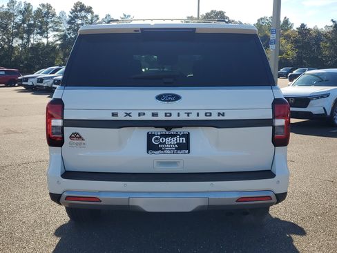 Used 2023 Ford Expedition Timberline image 15