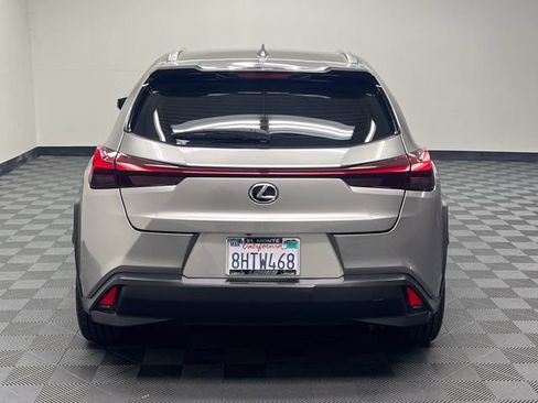 Used 2019 Lexus UX 200 w/ Accessory Package 2 FWD image 6
