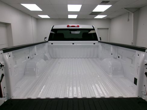 New 2026 Chevrolet Silverado 1500 W/T w/ WT Value Package RWD image 10