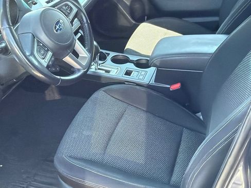 Used 2015 Subaru Outback 2.5i Premium AWD/4WD image 7