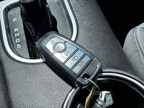 Used 2020 Ford Mustang Coupe w/ Equipment Group 101A RWD image 15