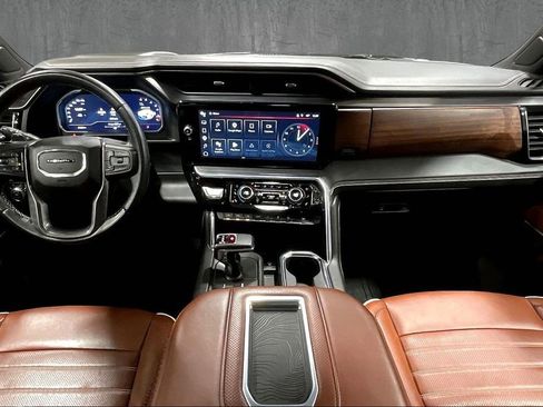 Used 2022 GMC Sierra 1500 Denali Ultimate image 8