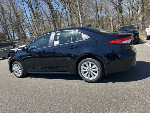 New 2026 Toyota Corolla LE FWD image 15