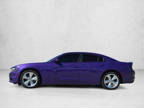 Used 2016 Dodge Charger R/T RWD image 8