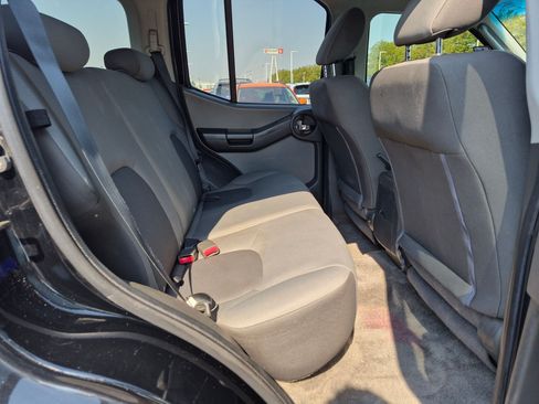 Used 2011 Nissan Xterra S AWD/4WD image 27