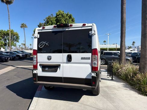 Used 2025 RAM ProMaster 2500 w/ U-Haul Equipment Group FWD image 17