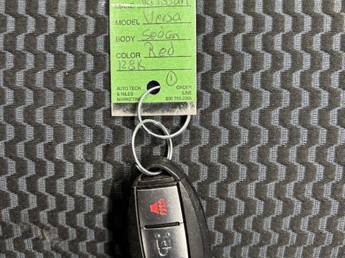 Used 2015 Nissan Versa Note SV image 34