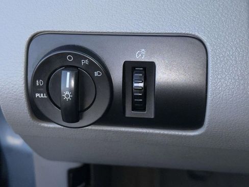 Used 2007 Ford Mustang GT Premium image 25