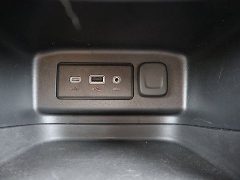 Used 2023 Chevrolet Equinox LT image 13