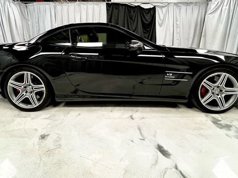 Used 2013 Mercedes-Benz SL 63 AMG image 16