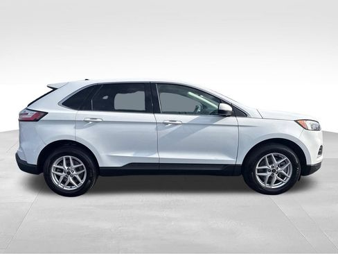 Used 2024 Ford Edge SEL AWD/4WD image 7