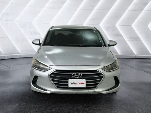 Used 2018 Hyundai Elantra SEL FWD image 2