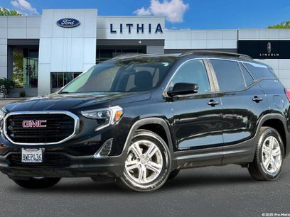 Used 2021 GMC Terrain SLE w/ Driver Convenience Package