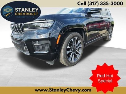 Used 2023 Jeep Grand Cherokee Overland w/ Luxury Tech Group IV