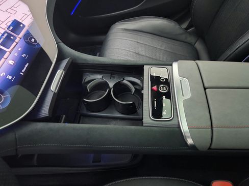 Certified 2023 Mercedes-Benz EQS 580 4MATIC Sedan image 18