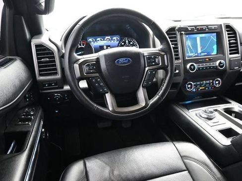 Used 2020 Ford Expedition XLT w/ Equipment Group 202A RWD image 16