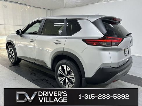 Used 2023 Nissan Rogue SV AWD/4WD image 7
