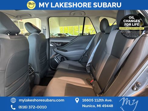 Certified 2025 Subaru Outback Onyx Edition AWD/4WD image 25